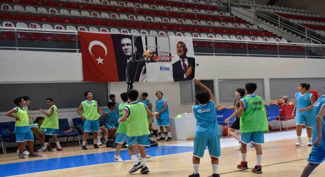 Adana Büyükşehir Belediyesi yaz spor okulları için kayıtlar başladı