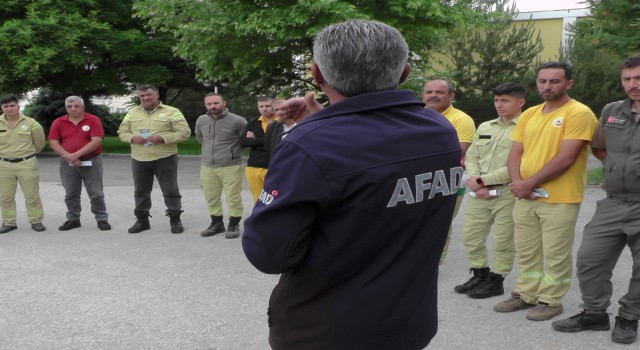 AFAD Kırşehirde kamu kurumlarında deprem tatbikatlarını sürdürüyor
