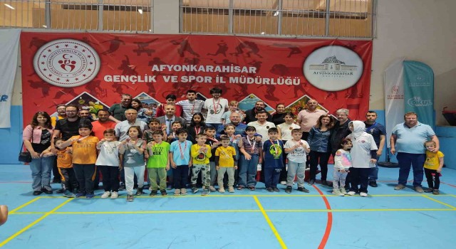 Afyonkarahisarda satranç turnuvası tamamlandı