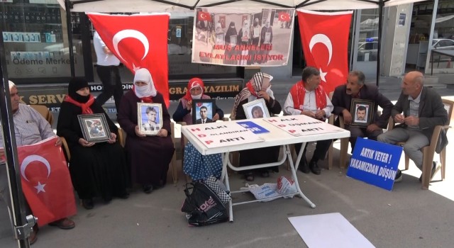 Ailelerin evlat nöbeti 101inci haftaya girdi