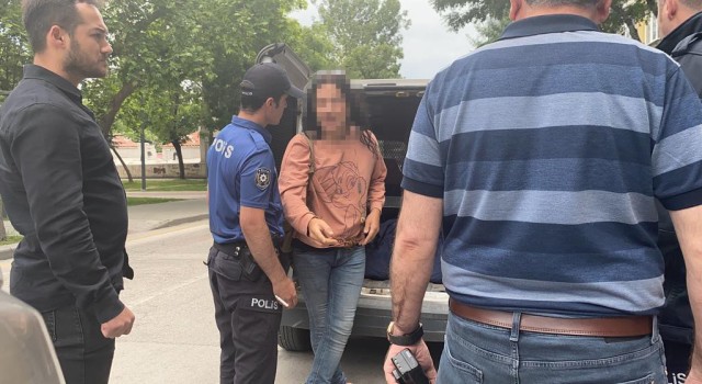 Alkollü şahıs polis ekiplerine küfrederek zorluk çıkardı