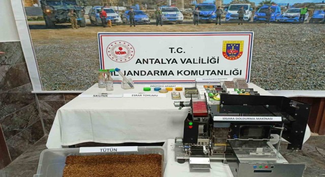 Antalyada jandarma uyuşturucu tacirlerine göz açtırmıyor