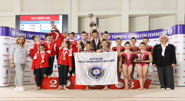 Antalyaspordan cimnastikte iki Türkiye derecesi