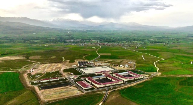 Askeri kışla inşaatında 1. etap çalışmaları tamamlandı