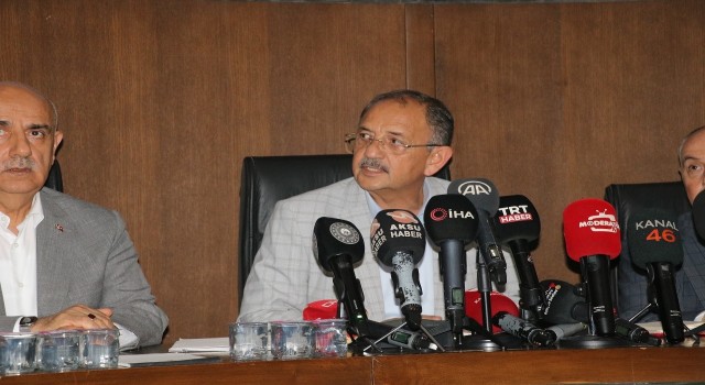 Bakan Özhaseki Kahramanmaraşta konuştu