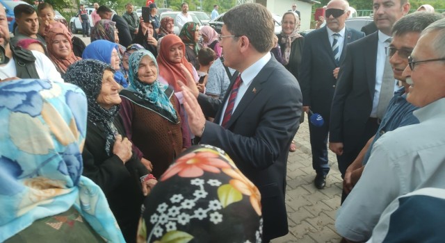 Bakan Tunç: AK Parti sivil bir anayasanın öncülüğünü yapmak istiyor