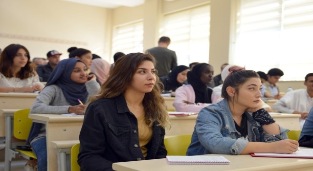 BARÜ, ETS onaylı TOEFL IBT Sınav Merkezi oldu