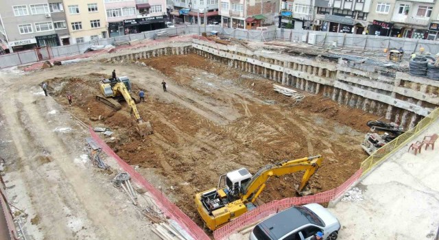 Başkan Demir: “İlkadımda inşaatı devam eden iki proje ile otopark sorununa neşter vuracağız”
