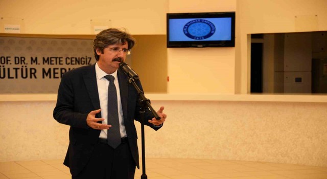 Bursa Uludağ Üniversitesinde bayramlaşma geleneği devam ediyor