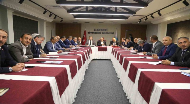 Büyükkılıçtan 16 ilçe belediye başkanı ile “doğal gaz” toplantısı