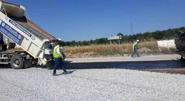 Büyükşehir Yatağanın yollarını yenileniyor