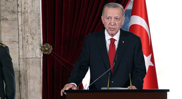 Cumhurbaşkanı Erdoğan’dan, Anıtkabirde “Türkiye Yüzyılı” vurgusu