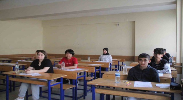 Depremin vurduğu Hatayda LGS başladı