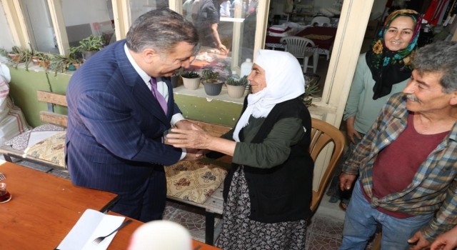 Depremzede kadının ısrarına Bakan Koca Hayır diyemedi