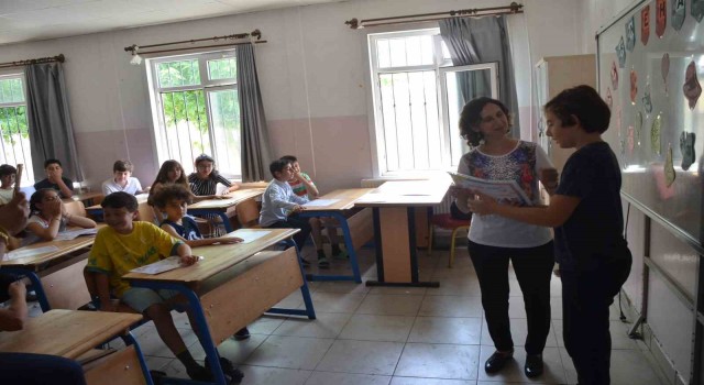 Didimde  öğrenciler karne sevinci yaşadı