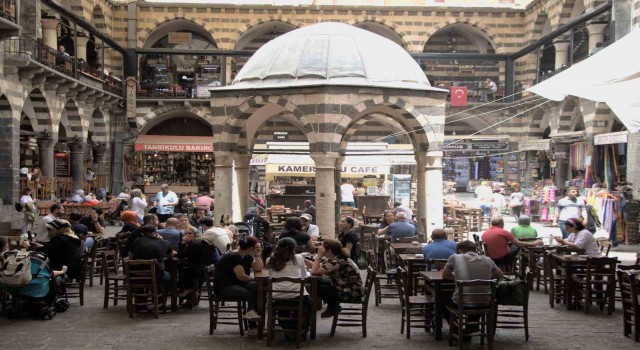 Diyarbakırda Kurban Bayramı hareketliliği: Otellerdeki doluluk oranı yüzde 70e ulaştı
