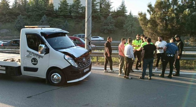 E-5te çekicinin çarptığı yayanın iki bacağı da kırıldı