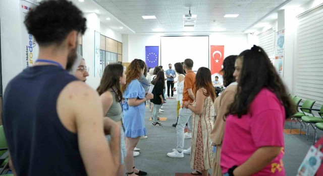 Elazığda uluslararası buluşma: 5 ülkeden 40 genç bir araya geldi
