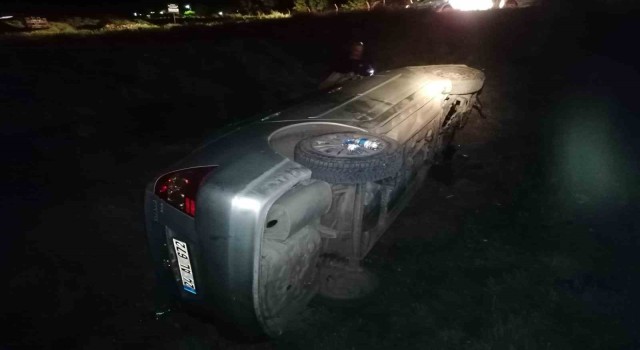 Erzincanda trafik kazası: 2 yaralı