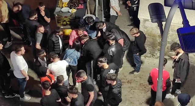 Erzurumda gençlerin kavgası kanlı bitti