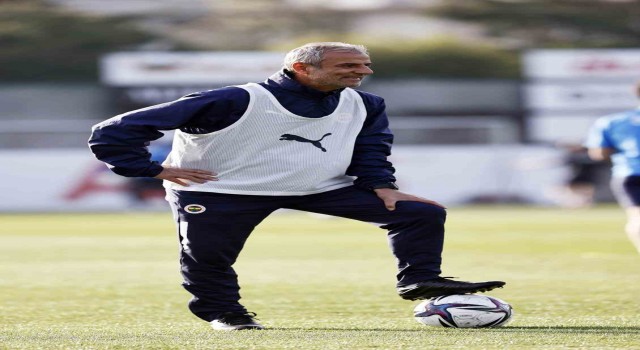 Fenerbahçe, bir kez daha İsmail Kartala emanet