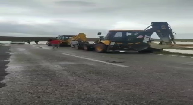 Günyüzünde sel sonrası karayolu ulaşıma kapandı