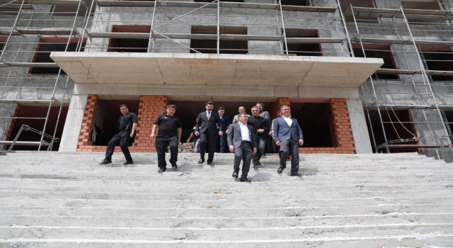 İnşaatı devam okullara inceleme