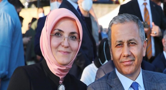 İstanbul Valisi Yerlikaya İçişleri Bakanı oldu