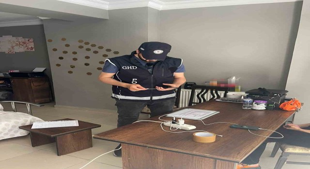 İstanbulda kaçak işçi çalıştıran şirketlere baskın: 326 bin lira para cezası kesildi