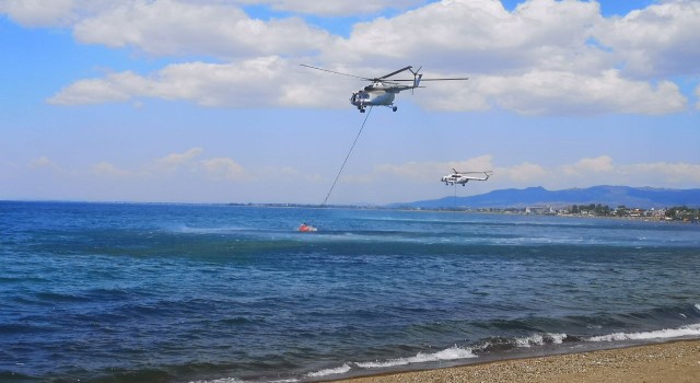 İzmir Dikilide yangın