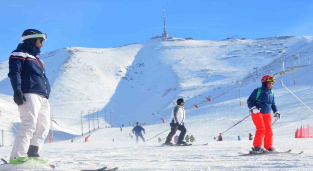 Kayakçılar en çok dizden yaralanıyor