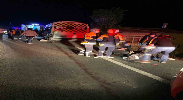 Kayseri'de feci kazada 3 Kişi öldü, 16 Kişi yaralandı