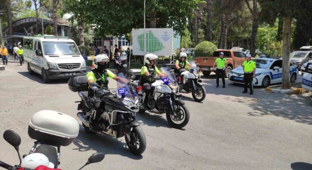 Kazadan 8 yıl sonra hayatını kaybeden polis, son yolculuğuna uğurlandı