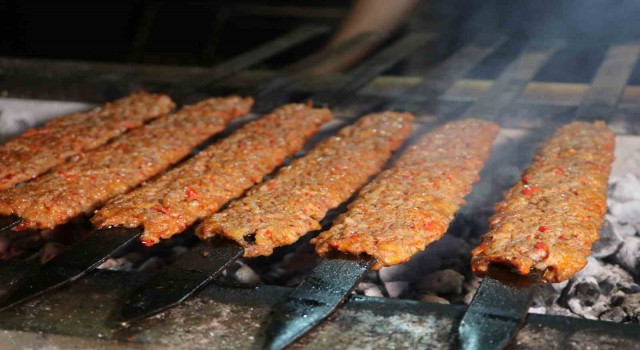 Kebabın başkentinde kebapçılar uyardı: İyi yanmayan kömür kansere neden olur