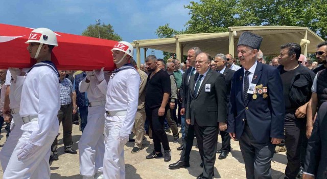 Kıbrıs gazisi son yolculuğuna uğurlandı