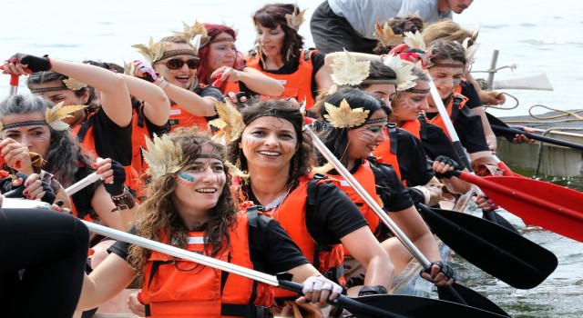 Küçükçekmece Gölünde Dragon Bot Festivali heyecanı yaşandı