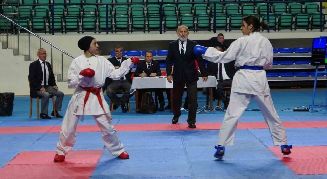 Kütahyada Türkiye Gençler Karate Şampiyonası