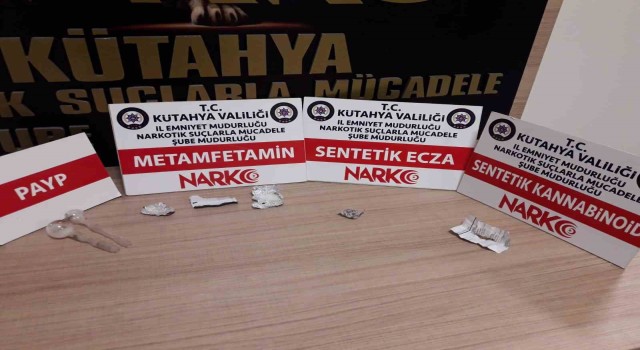 Kütahyada uyuşturucu satıcısının evine yapılan baskın