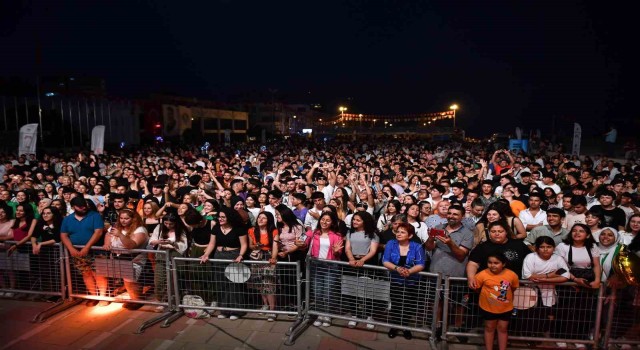 Mersin Büyükşehirden YKS öncesi motivasyon konseri