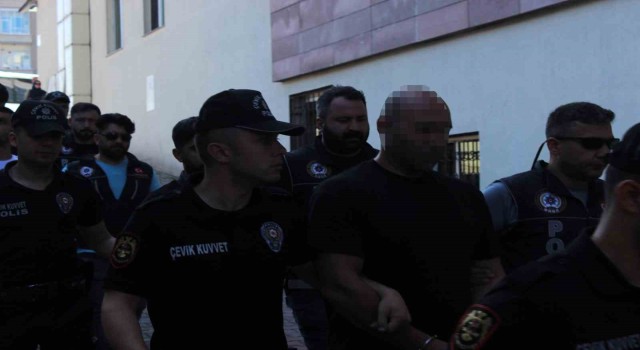 Midelerinde uyuşturucu ticareti yapan şahıslar adliyede