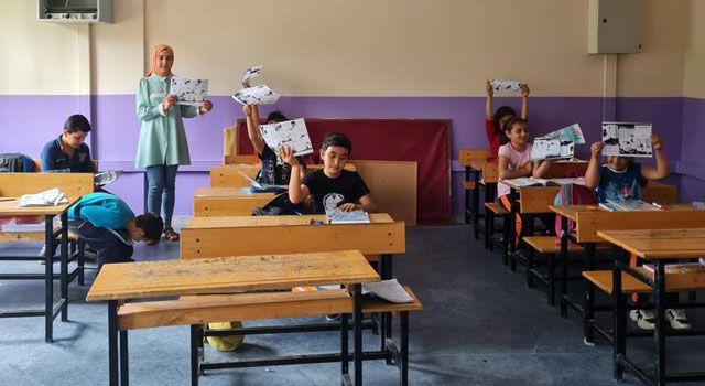 Mobil Sağlık Ekipleri, köy okullarını ziyaret etti