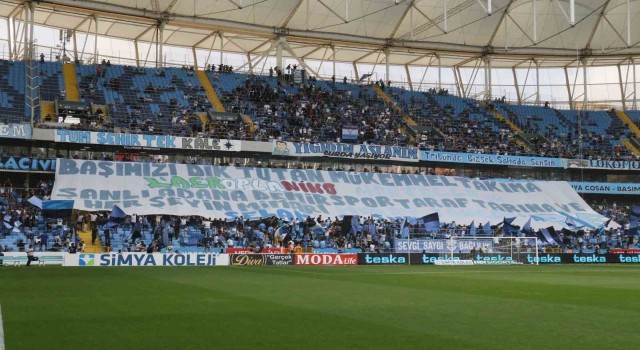 Montella, taraftarı selamladı