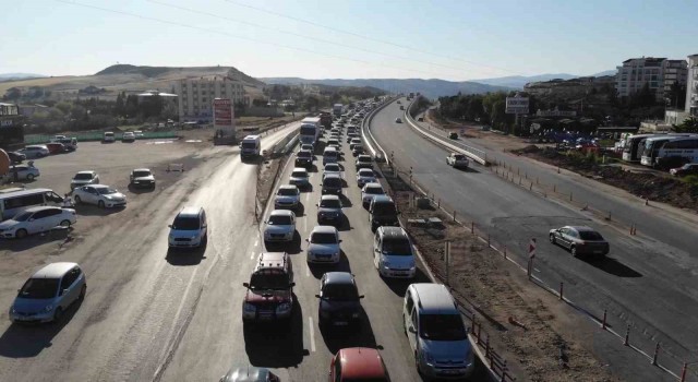 Motosiklet ambulanslar 43 ilin geçiş güzergahında: Bayramda hayat kurtarıcı görev üstleniyorlar