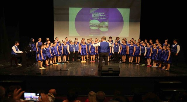 Nilüferde çocuk ve gençlik koroları performanslarıyla alkış aldı