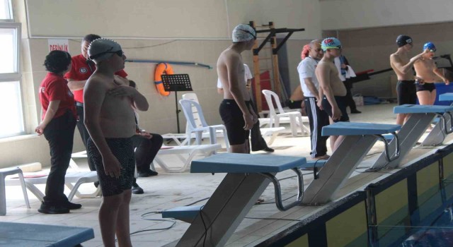 Özel Sporcular Türkiye Yüzme Şampiyonası Nevşehirde başladı