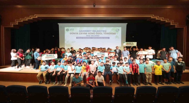 Şahinbeyde çevreci okullara ödül yağmuru