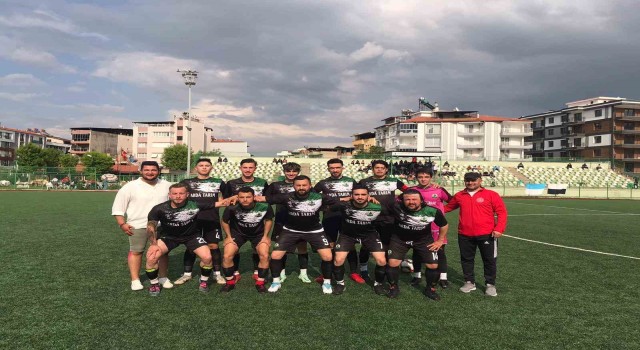 Salihli Taytanspor adını 1. Amatör Kümeye yazdırdı