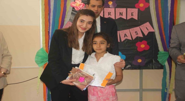 Şanlıurfada karne heyecanı yaşandı