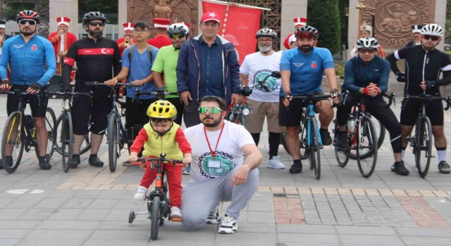 Şehit ve gaziler için pedal çevirdiler