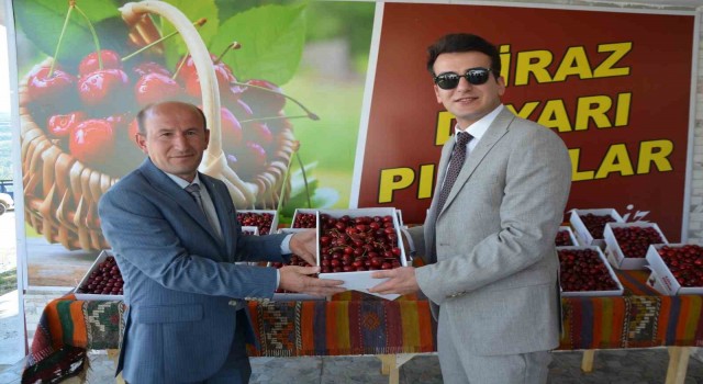Selendide Kiraz Festivali coşkusu